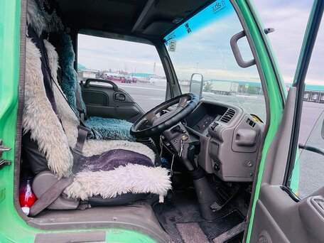1993 Isuzu Elf (N-series), зелёный, 1330000 рублей, вид 5