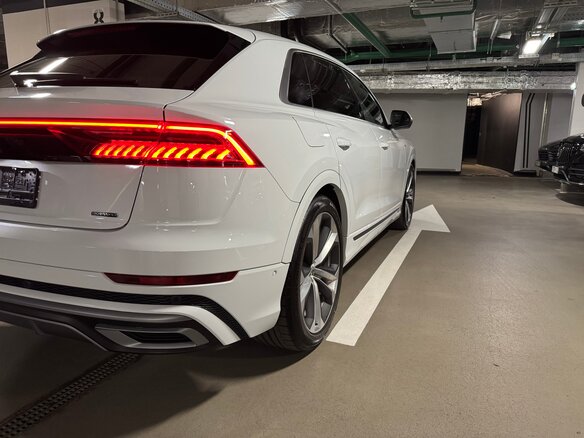 2020 Audi Q8 50 TDI I (4M), белый, 6250000 рублей - вид 14