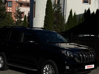 2016 Toyota Land Cruiser Prado 150 Series Рестайлинг 1, чёрный, 4200000 рублей, вид 5