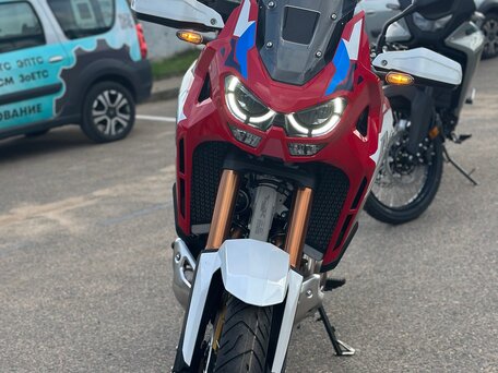 2026 Honda CRF 1000L Africa Twin, белый, 2450000 рублей, вид 3