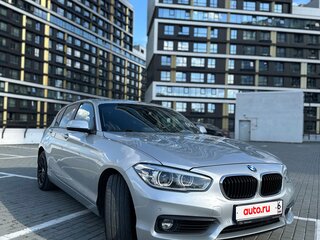 2018 BMW 1 серии 118i II (F20/F21) Рестайлинг 2, серый, 1980000 рублей, вид 3