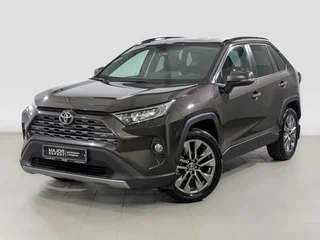 2020 Toyota RAV4 V (XA50), коричневый, 3250000 рублей, вид 1