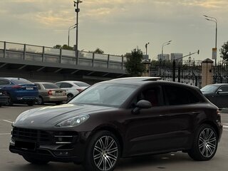 2015 Porsche Macan Turbo I, коричневый, 4000000 рублей, вид 3