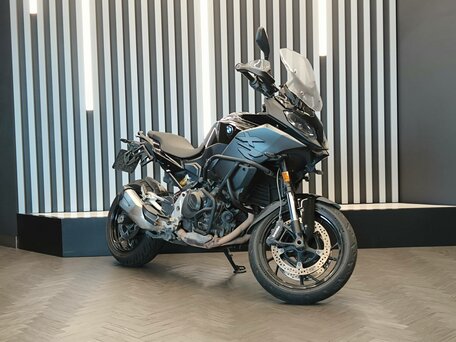 2023 BMW F 900 XR, чёрный, 850000 рублей, вид 1