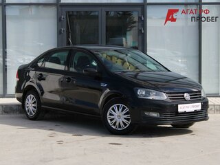2016 Volkswagen Polo V Рестайлинг, чёрный, 890000 рублей, вид 3