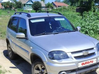 2018 Chevrolet Niva I Рестайлинг, серебристый, 720000 рублей, вид 1