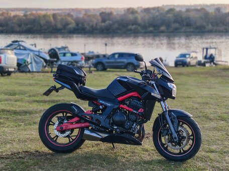 2013 CFMoto 650NK, чёрный, 299000 рублей, вид 1
