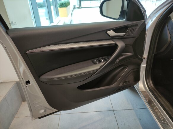 2026 Lada (ВАЗ) Vesta SW I Рестайлинг (NG), серебристый, 1865000 рублей - вид 10