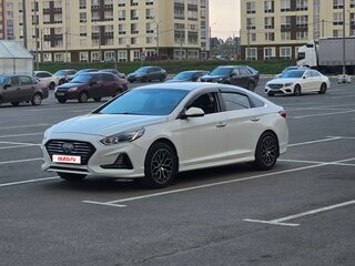 2018 Hyundai Sonata VII (LF) Рестайлинг, белый, 1200000 рублей, вид 4
