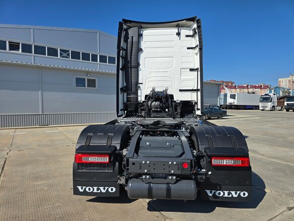 2026 Volvo FH, белый, 19800000 рублей - вид 19