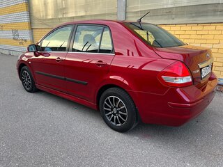 2012 Nissan Tiida I Рестайлинг, красный, 930000 рублей, вид 5