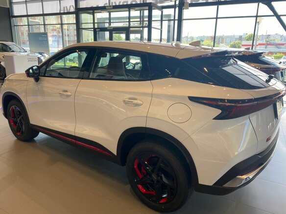 2024 Omoda C5 I, белый, 2109900 рублей - вид 5