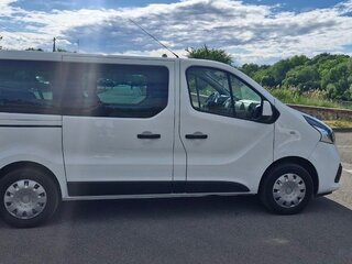 2017 Renault Trafic III, белый, 1900000 рублей, вид 2
