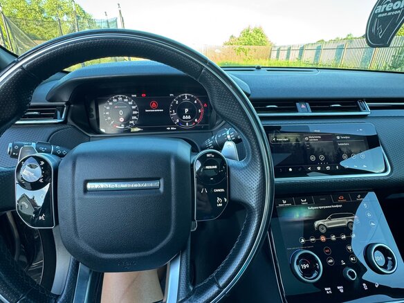 2020 Land Rover Range Rover Velar I, чёрный, 3980000 рублей - вид 9