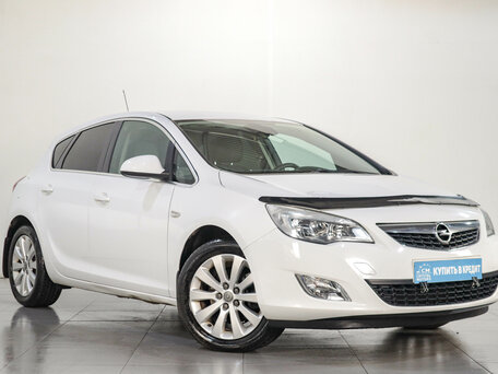Opel Astra J