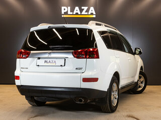 2011 Peugeot 4007, белый, 800000 рублей, вид 4