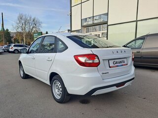 2026 Lada (ВАЗ) Granta I Рестайлинг, белый, 1087020 рублей, вид 3