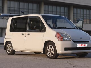 2002 Honda Mobilio I, белый, 590000 рублей, вид 1