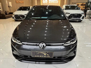 2023 Volkswagen Golf VIII, серый, 1840000 рублей, вид 3