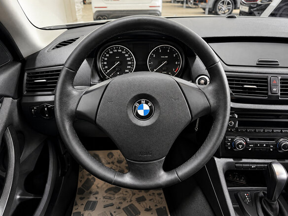 2012 BMW X1 18i I (E84), белый - вид 15