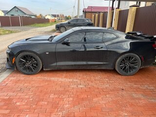 2018 Chevrolet Camaro VI, чёрный, 2200000 рублей, вид 3