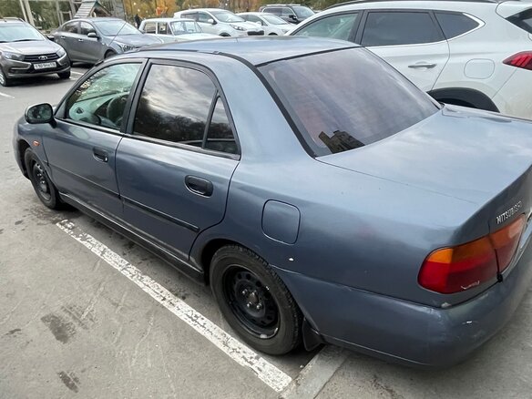 1997 Mitsubishi Carisma I, синий, 175000 рублей - вид 6