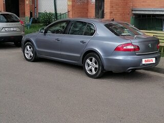 2011 Skoda Superb II, серый, 700000 рублей, вид 3