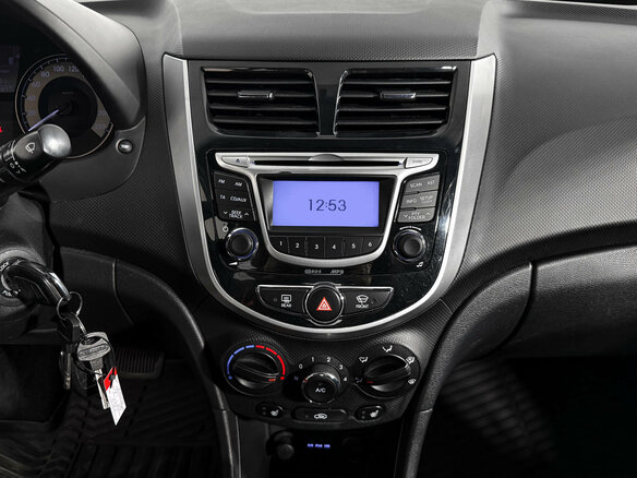 2013 Hyundai Solaris I, чёрный - вид 16
