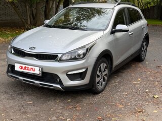 2019 Kia Rio X-Line IV, серебристый, 1590000 рублей, вид 1