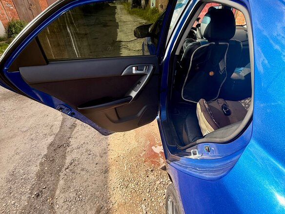 2011 Kia Cerato 6-speed II, голубой, 435000 рублей - вид 21