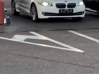 2010 BMW 5 серии 530d VI (F10/F11/F07), белый, 2000000 рублей, вид 3