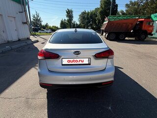 2017 Kia Cerato III Рестайлинг (Classic), серебристый, 1350000 рублей, вид 5