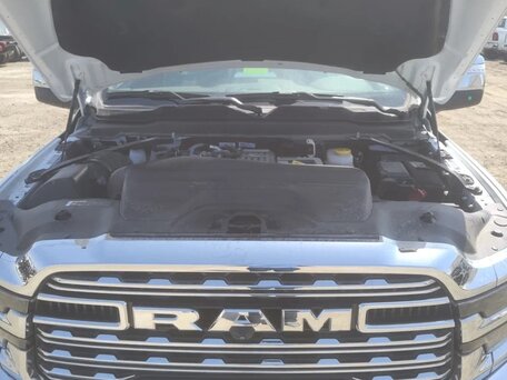 2025 RAM 3500, белый, 9200000 рублей, вид 4