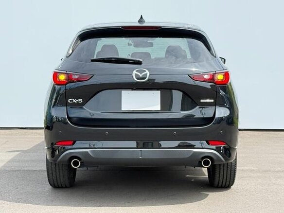 2023 Mazda CX-5 II Рестайлинг, чёрный, 2900000 рублей - вид 9
