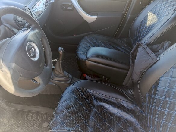 2015 LADA (ВАЗ) Largus, белый, 280000 рублей - вид 4
