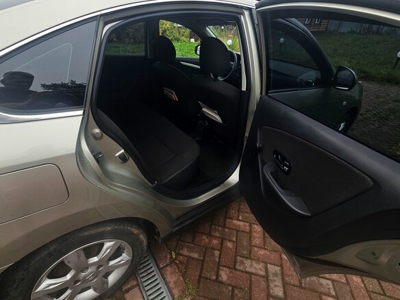 2014 Nissan Almera III (G15), бежевый, 1000000 рублей - вид 12