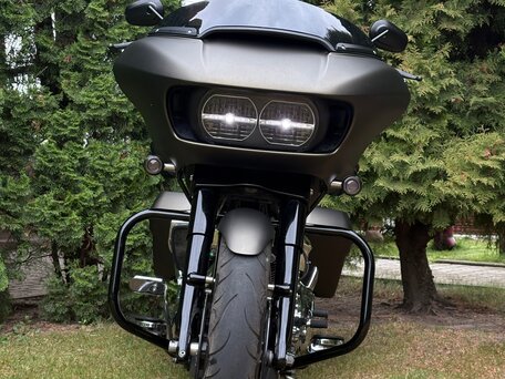 2017 Harley-Davidson Road Glide, зелёный, 1600000 рублей, вид 3