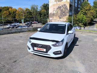2019 Hyundai Solaris II, белый, 1230000 рублей, вид 2