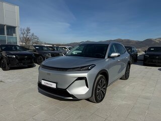 2026 Geely EX5 Гибрид EM-R, серебристый, 3829990 рублей, вид 1