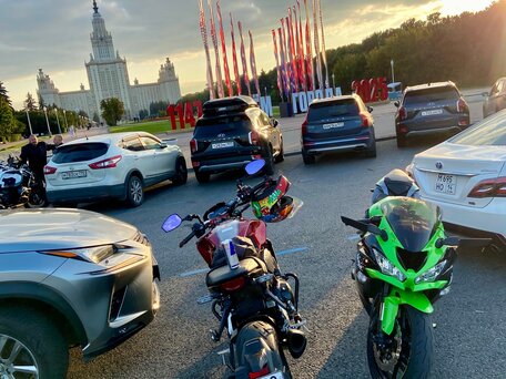 2020 Honda CB 1000R, красный, 1300000 рублей, вид 5