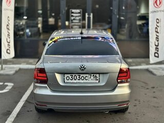 2018 Volkswagen Polo V Рестайлинг, серый, 899000 рублей, вид 5