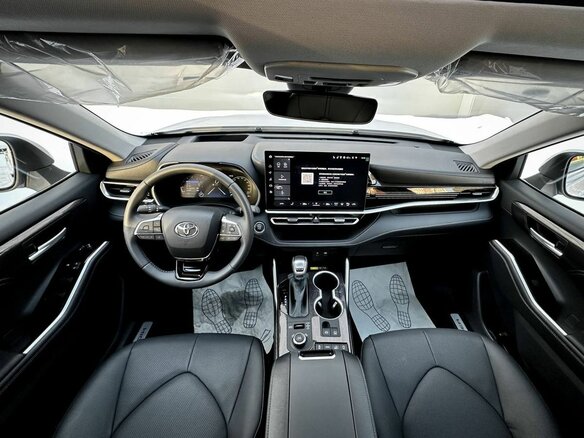 2025 Toyota Highlander IV (XU70), белый, 5650000 рублей - вид 8