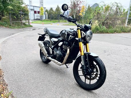 2025 Triumph Speed 400, чёрный, 570000 рублей, вид 3