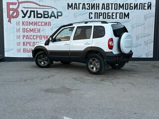 2018 Chevrolet Niva I Рестайлинг, белый, 890000 рублей, вид 4