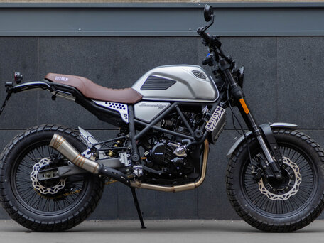 2026 Fuego Scrambler 3.0, серебристый, 262300 рублей, вид 4
