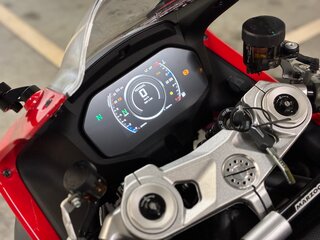 2026 QJMotor SRK 921 RR, красный, 1200000 рублей, вид 2