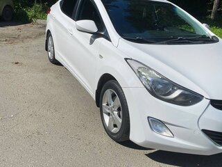 2013 Hyundai Elantra V (MD), белый, 950000 рублей, вид 4