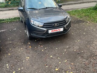 2024 Lada (ВАЗ) Granta I Рестайлинг, серебристый, 700000 рублей, вид 4