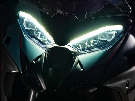 2026 Ducati Multistrada V4, зелёный, 3590000 рублей, вид 2