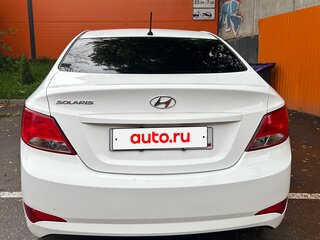 2016 Hyundai Solaris I Рестайлинг, белый, 730000 рублей, вид 3